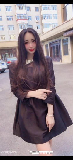 小玲宝🧸安静唱歌主播照片