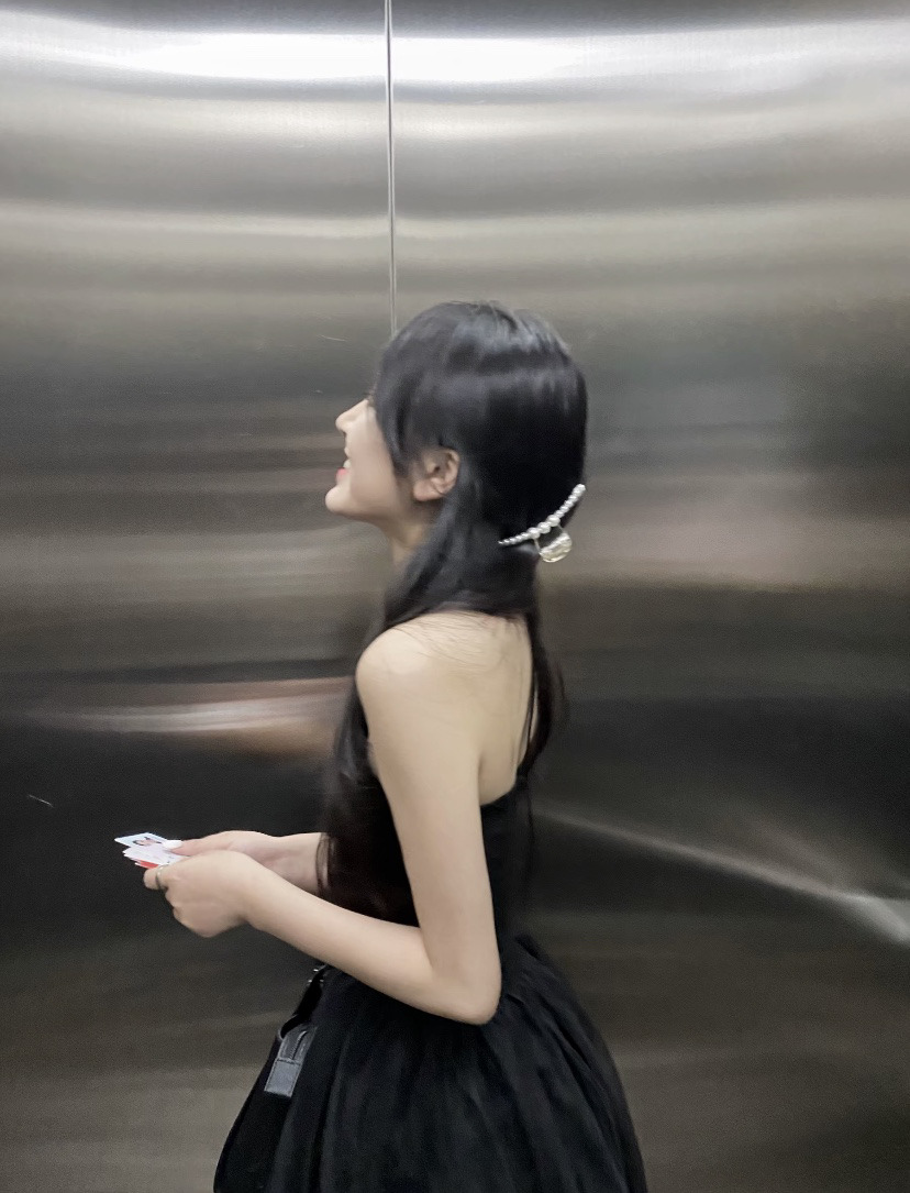 小羊睡了吗的主播照片
