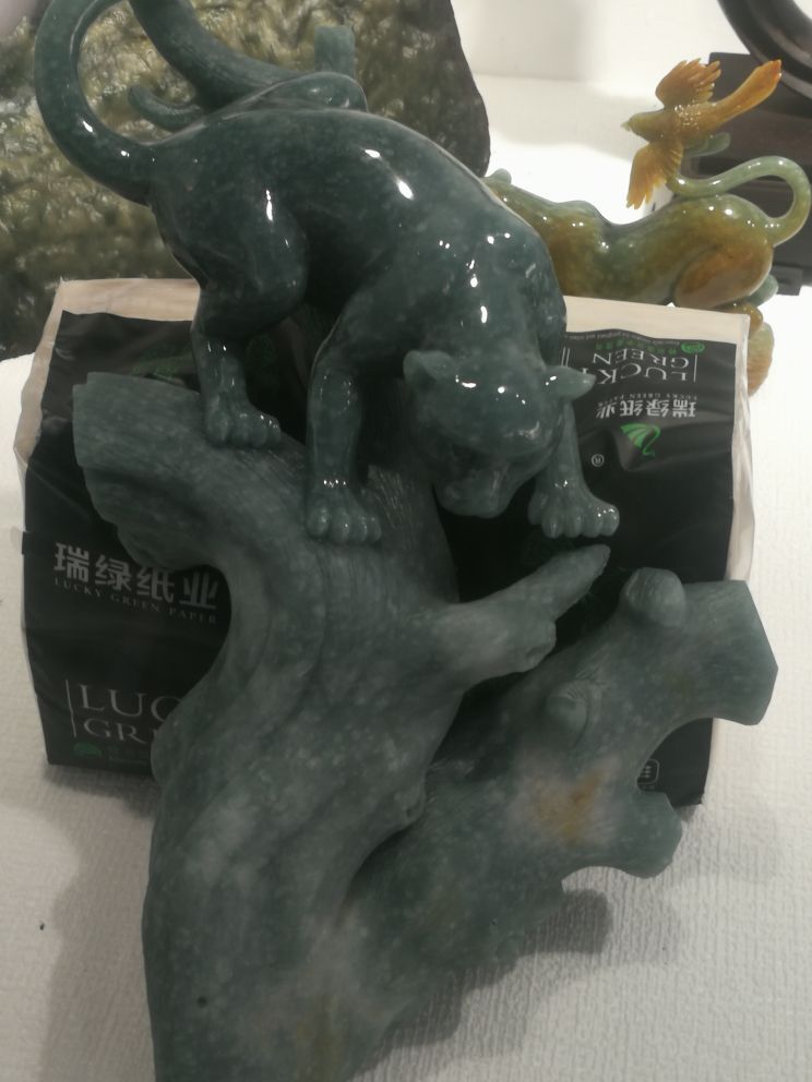 爱绿翡翠珠宝@的图片