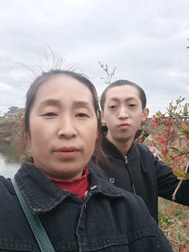 小勇🍧主播照片