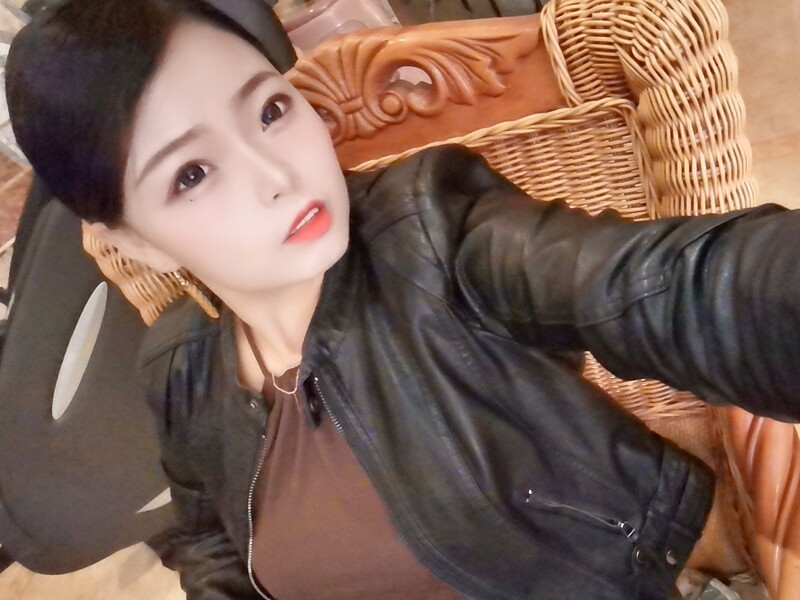 酸酸甜甜的小樱桃的主播海报