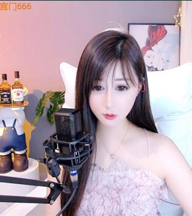 曼曼🌙暂停直播主播照片