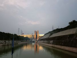 安琪同学主播照片