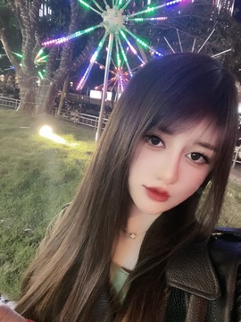 曼曼🌙暂停直播主播照片