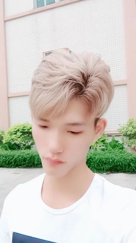 大胡子叔叔🍼主播照片