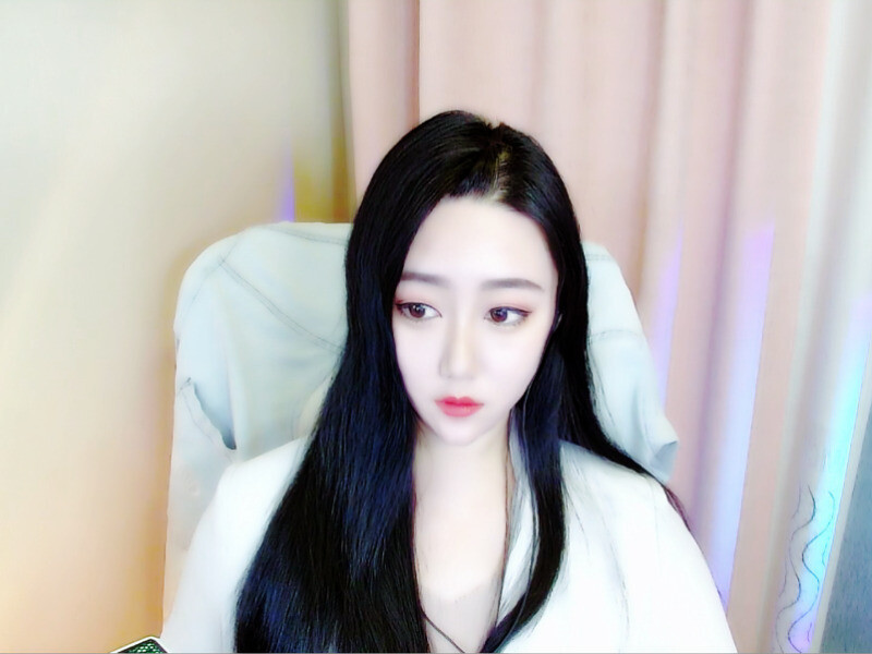 声笙，的主播海报