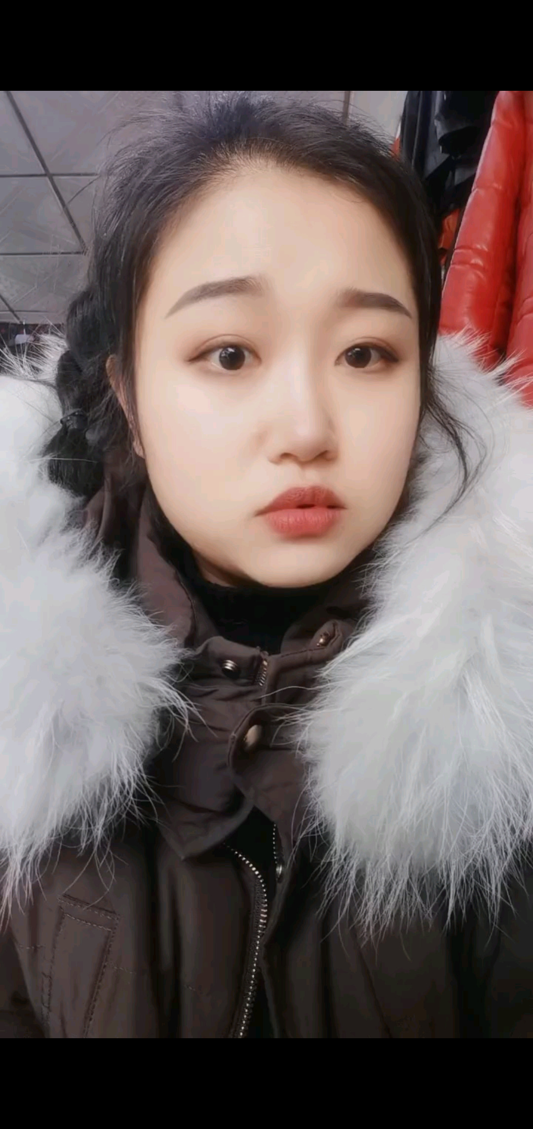 只有一个优点/窃笑
