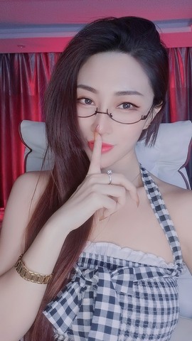 素雪小幸运主播照片
