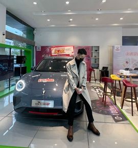 小凡.！主播照片