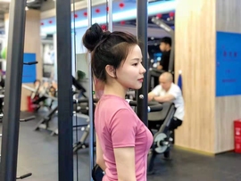 ~~陈蘭主播照片