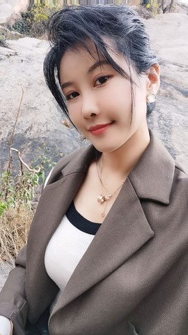 新人小顺哥主播照片
