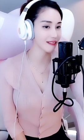水母好美主播照片