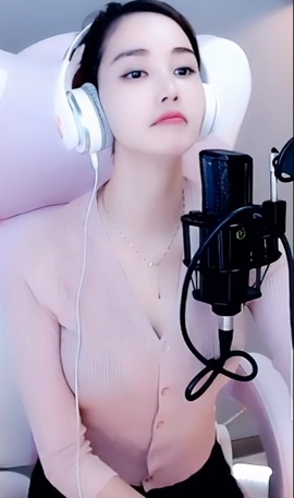 水母好美主播照片