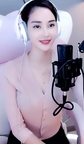 水母好美主播照片
