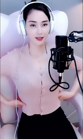 水母好美主播照片