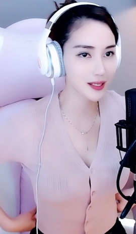 水母好美主播照片