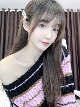 💫亚轩否极泰来主播照片