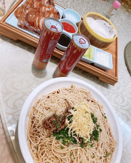 柒七休主播照片