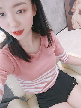 天鹅飞远了主播照片