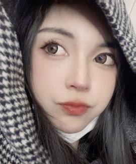 娜塔莎退主播照片