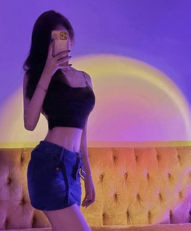 娜塔莎退主播照片
