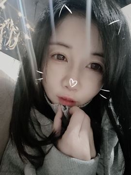 小奶猫谢谢哥哥们主播照片