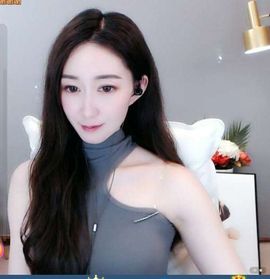 露露梦想暴富主播照片