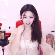 ♪♪会飞的小猪♪♪的主播照片