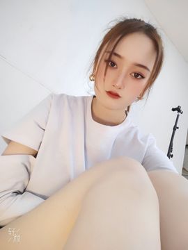 若曦饿死了主播照片