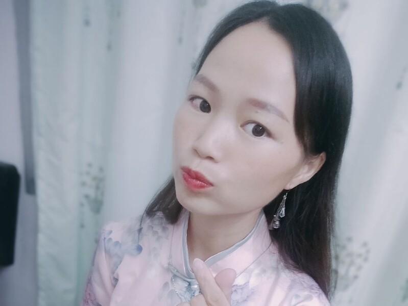 COCO💞的主播海报