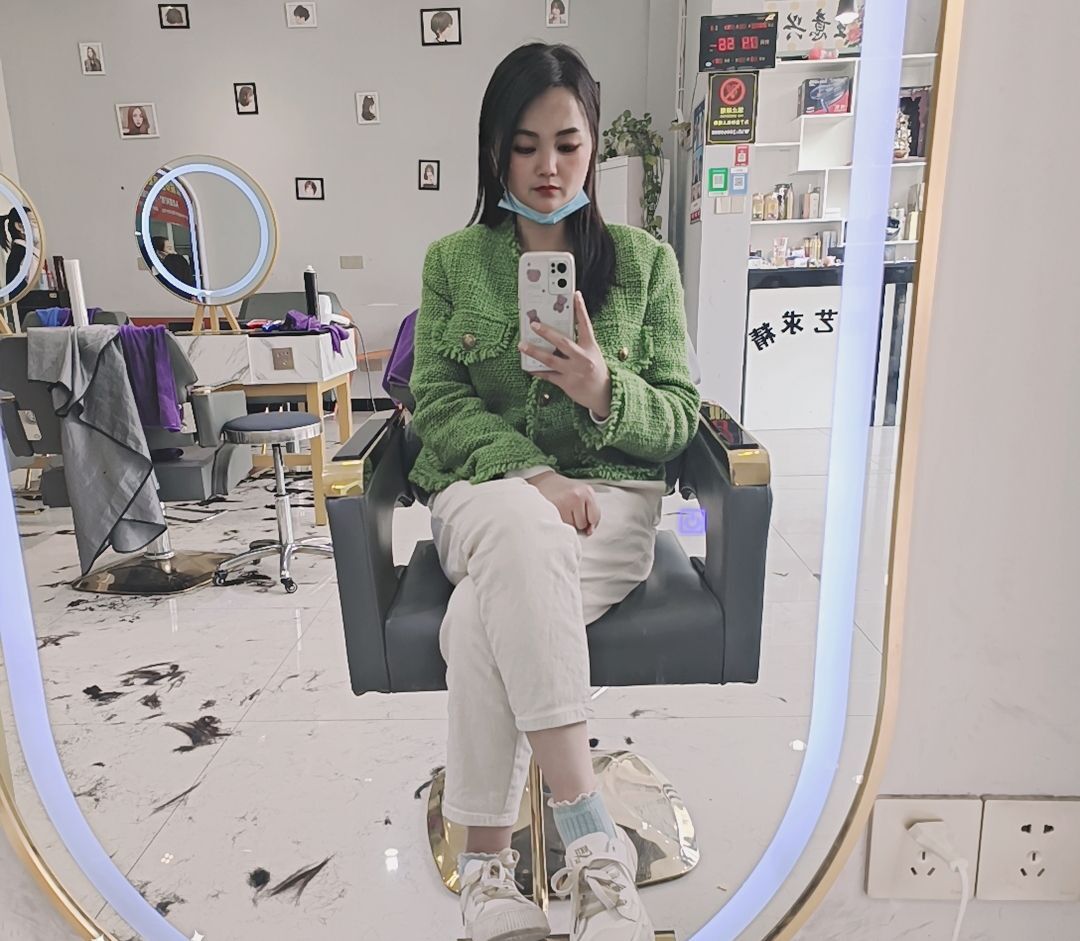 小甜贪财好色💕的图片