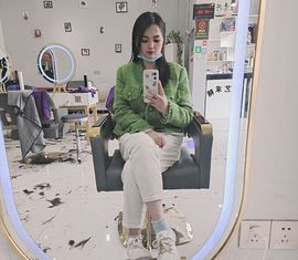 小甜贪财好色💕的图片