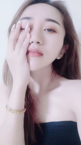 萌新不一定新主播照片