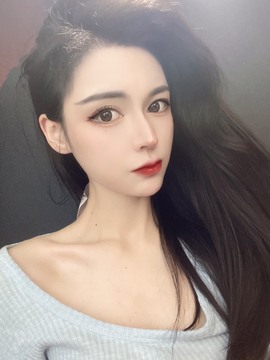 娜塔莎退主播照片