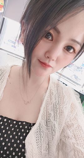 小甜贪财好色💕的图片