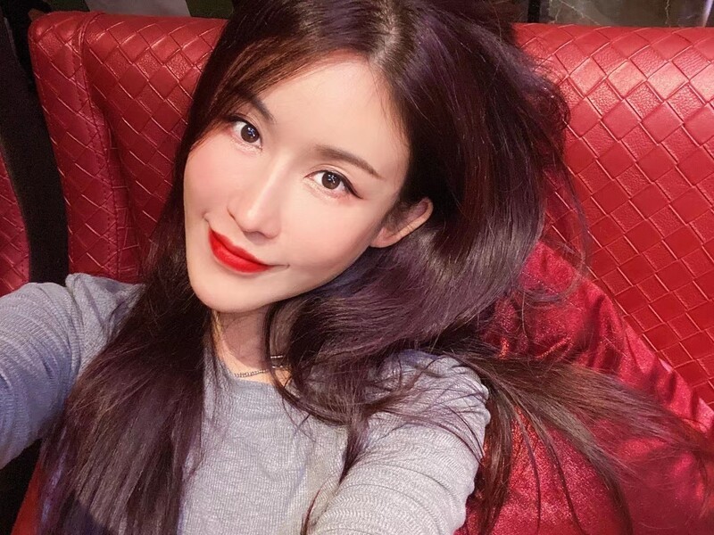 🦄小白马的主播海报