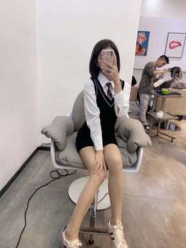 一只小绮梦🍟旺旺旺主播照片