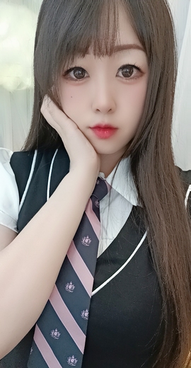 雪菜♫好运好运旺主播照片