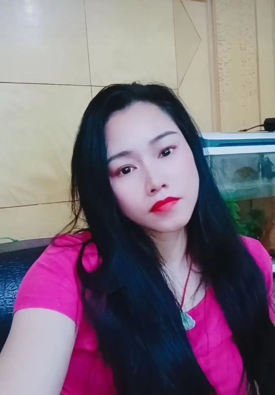 念，命中缺你。的主播照片