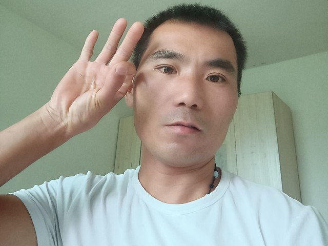 l明天依然是晴天海报