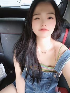 回忆中拥抱🤗主播照片