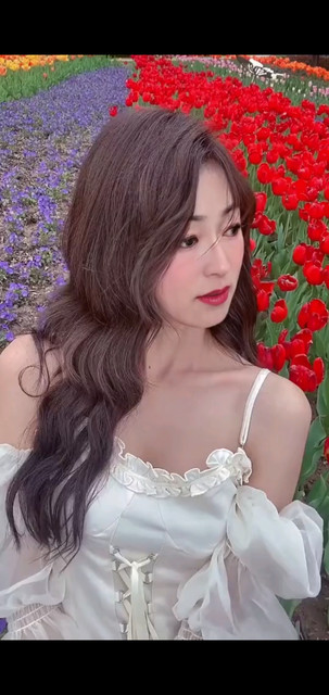 /美女