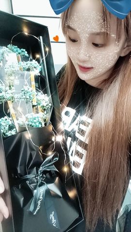 娜娜局外人主播照片