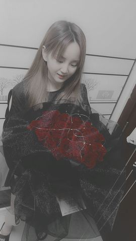 娜娜局外人主播照片