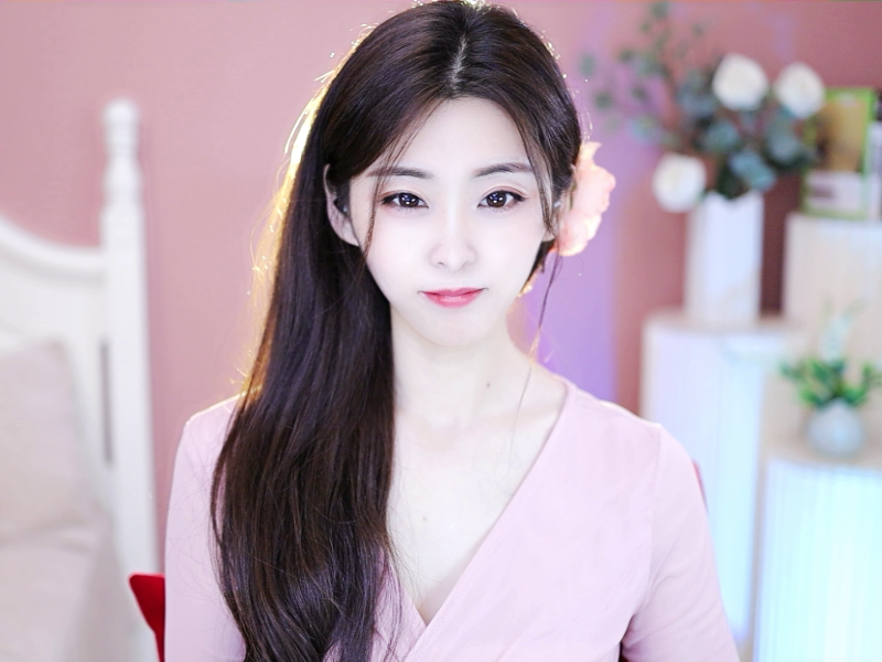 💕雲紫柔-唱歌💞的图片
