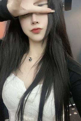 娜塔莎退主播照片