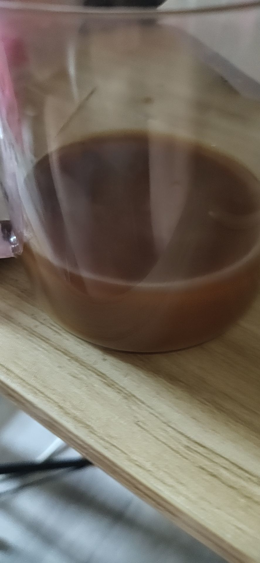 小欠，暂停中的主播照片