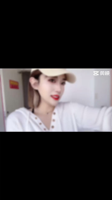 “月光温柔缠绵”“霓