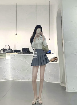新主播灵儿主播照片