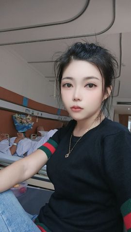 ღ娜娜ぃ感冒不舒服休的图片